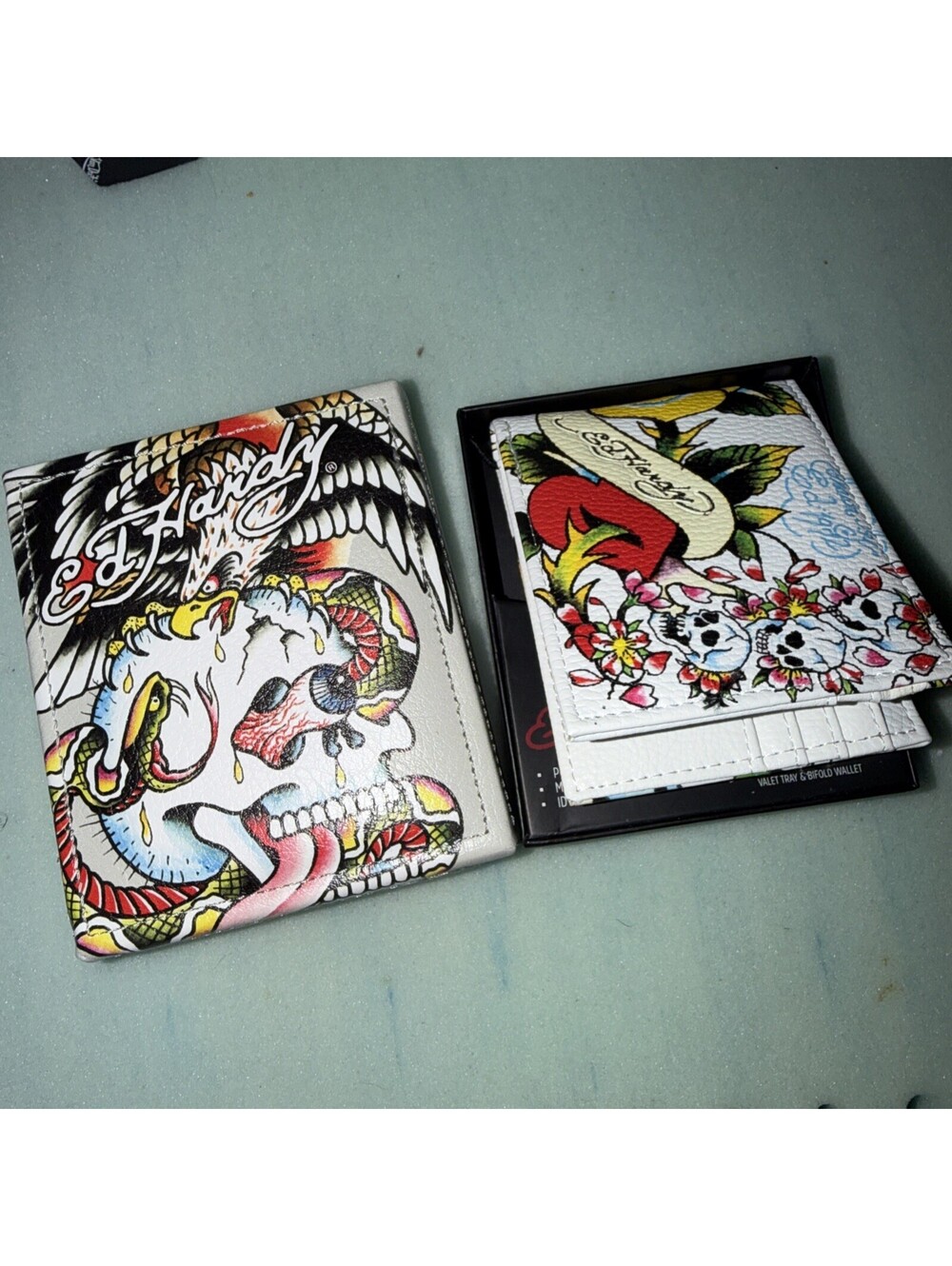 Ed Hardy Mens White Tattoo Flash Skull Eagle Bifold Wallet NEW WBox